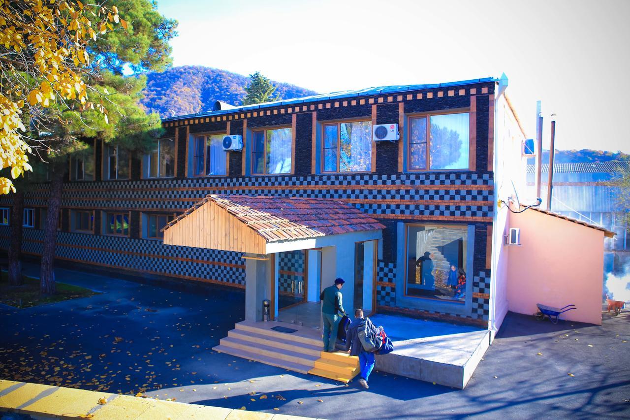 Evim Otel Zaqatala Extérieur photo