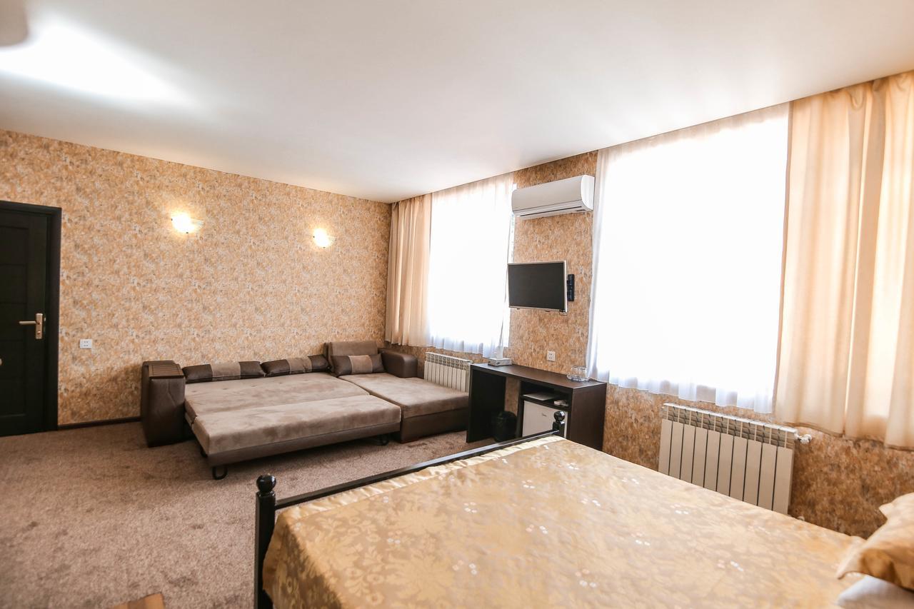 Evim Otel Zaqatala Extérieur photo