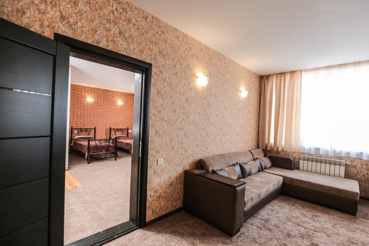 Evim Otel Zaqatala Extérieur photo