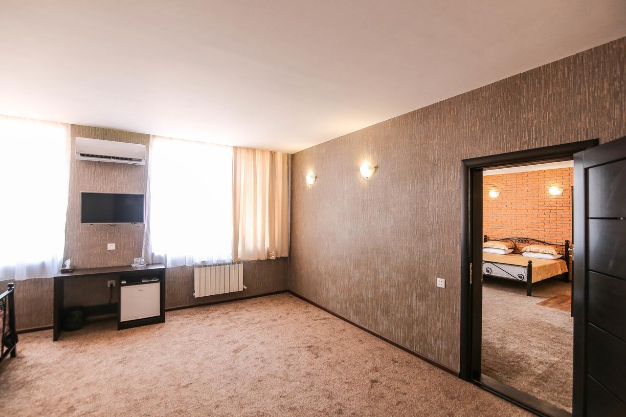 Evim Otel Zaqatala Extérieur photo